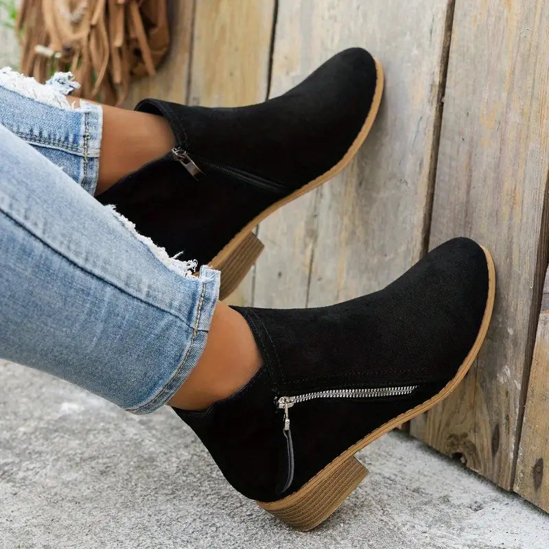 Damen Wildlederstiefel — SYLARA